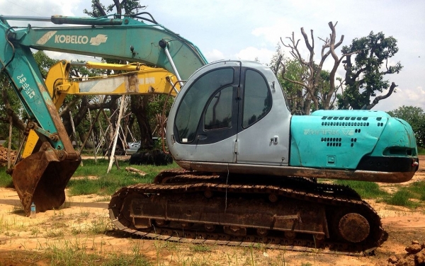 **999,000 บ.ต่อรอง**ขายแบคโฮ KOBELCO MARK-V(5) Super SK200 เครื่องเดิม ปั้มเดิม ไฟฟ้าครบ เก๋งฮอล์ เครื่องดี แน่นดี ปั้มแรง ทำงานดี เร็วดี คล่องตัว บูมอาร์สวย ไม่ปะไม่ดาม บุ้งกี๋หนา ไม่ผุ เอวดีแน่น ไม่แตก ไม่มีร้าวครับ ช่วงล่าง70-80\% โซ่ดียังหนา เฟรมหนา ไม **999,000 บ.ต่อรอง**ขายแบคโฮ KOBELCO MARK-V(5) Super SK200 เครื่องเดิม ปั้มเดิม ไฟฟ้าครบ เก๋งฮอล์ เครื่องดี แน่นดี ปั้มแรง ทำงานดี เร็วดี คล่องตัว บูมอาร์สวย ไม่ปะไม่ดาม บุ้งกี๋หนา ไม่ผุ เอวดีแน่น ไม่แตก ไม่มีร้าวครับ ช่วงล่าง70-80\% โซ่ดียังหนา เฟรมหนา ไม