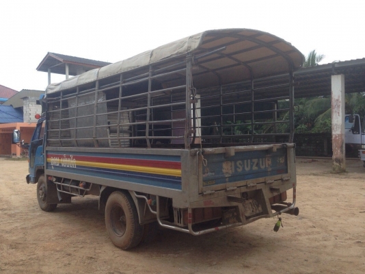 ขายรถ6ล้อรั้วสเตเลส ISUZU JAANPR59LL-7101582 เครื่อง 4BD1 115 แรงม้า สนใจโทร 081-970-1072