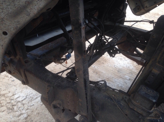 ขายรถ6ล้อรั้วสเตเลส ISUZU JAANPR59LL-7101582 เครื่อง 4BD1 115 แรงม้า สนใจโทร 081-970-1072