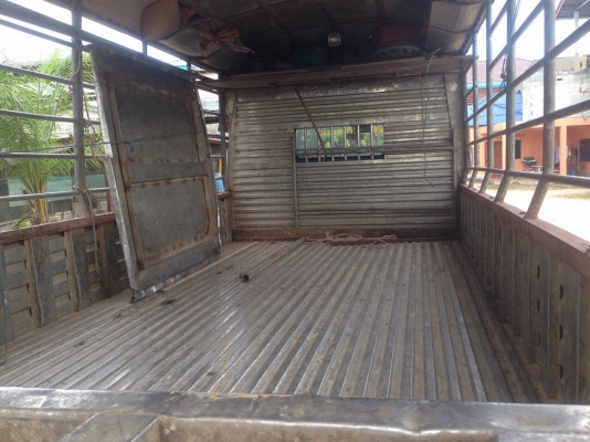ขายรถ6ล้อรั้วสเตเลส ISUZU JAANPR59LL-7101582 เครื่อง 4BD1 115 แรงม้า สนใจโทร 081-970-1072