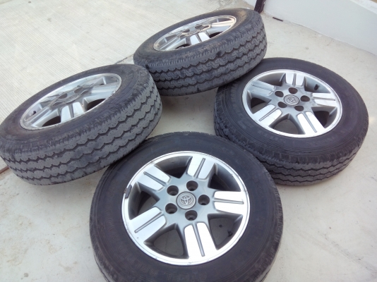 ขายล้อเดิมวีโก้ขอบ15 ราครถูก