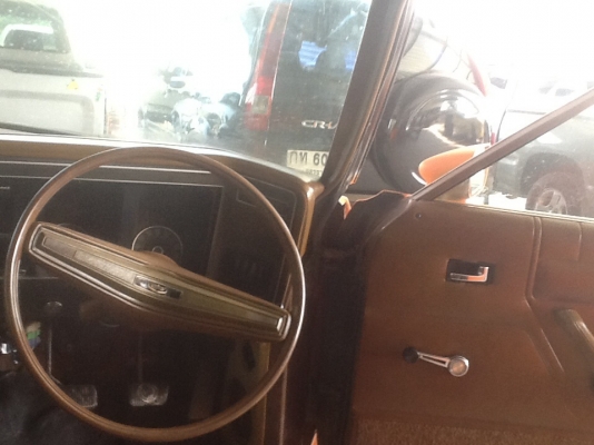 ขายครับfordเครื่องเปลี่ยนใหม่ใบคลุมเครื่องพร้อมทะเบียนแจ้งจอดเอกชุดโอนพร้อมห้องเก๋งหน้าเดิมๆๆแอร์หนาวสำหรับคนชอบของแปลกหายากมาก