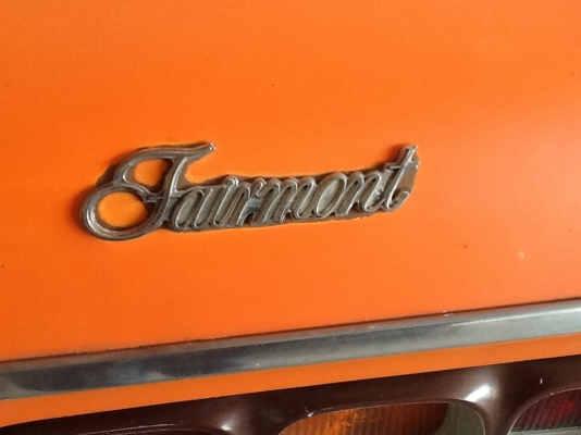 ขายครับfordเครื่องเปลี่ยนใหม่ใบคลุมเครื่องพร้อมทะเบียนแจ้งจอดเอกชุดโอนพร้อมห้องเก๋งหน้าเดิมๆๆแอร์หนาวสำหรับคนชอบของแปลกหายากมาก