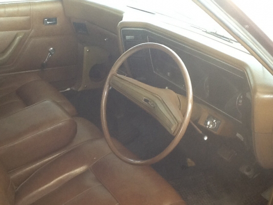 ขายครับfordเครื่องเปลี่ยนใหม่ใบคลุมเครื่องพร้อมทะเบียนแจ้งจอดเอกชุดโอนพร้อมห้องเก๋งหน้าเดิมๆๆแอร์หนาวสำหรับคนชอบของแปลกหายากมาก