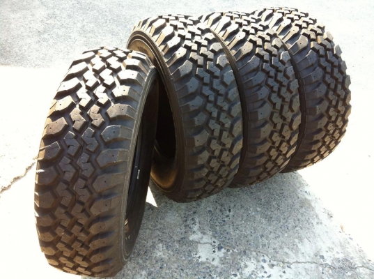 ยางมือ2 Mud-terrain ขนาด 265 75 r16 ปี14 ตุ่มหน้ายางอยู่ครบ