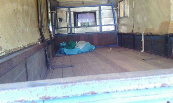 หกล้อ อีซูซุ NKR130โบว์ ปี46 สภาพดีบางเดิมทั้งคัน รถวิ่งงานตลอดแต่คอยได้ใช้ ทะเบียนพร้อมโอน