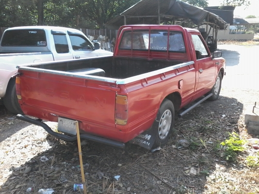 ขายด่วนครับ รถกระบะ DATSAN 720 4ขอ 1600 CC. รถพร้อมใช้ครับ