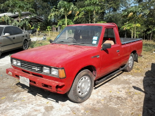 ขายด่วนครับ รถกระบะ DATSAN 720 4ขอ 1600 CC. รถพร้อมใช้ครับ