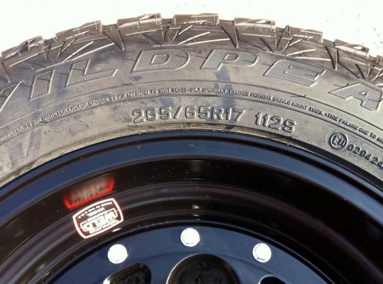 FALKEN  Wildpeak A/T ขนาด 265 65 r17  +แม็กขอบ17 x9 ET-0