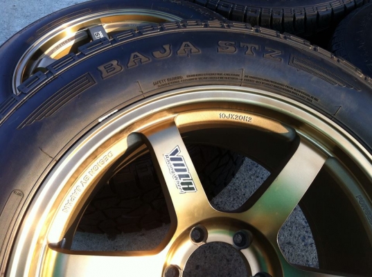 ขาย Mickey Thomson STZ ขนาด 275 55 r20 +แม็ก TE37 ก้านยก 20x10