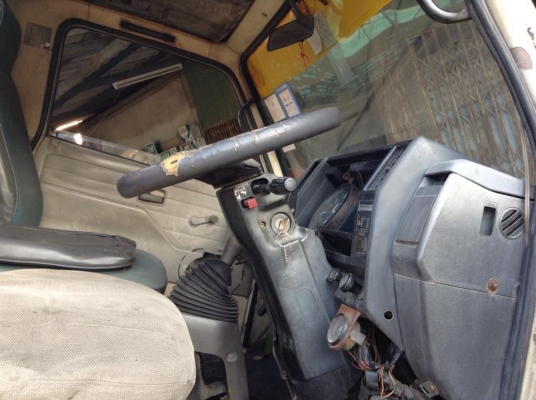 ขาย4ล้อกลางNPR