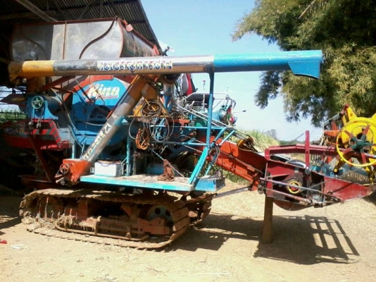 ขายรถเกี่ยวข้าวไทยเจริญ อุ้ม2.5ตัน เครื่องHO7D 195เทอร์โบ ปั้ม22ไดกิ้น ตัวเดิน12HT โช่และโลเลอร์ใหม่ พึ่งเกี่ยว 400กว่าไร่ สนใจโทร 090-8588220คุณนะ ID:narong498 หรือ www.truck.in.th/498 หรือfb:ณรงค์ ซื้อขายรถมือสอง (เว็บไซต์ส่วนตัว)