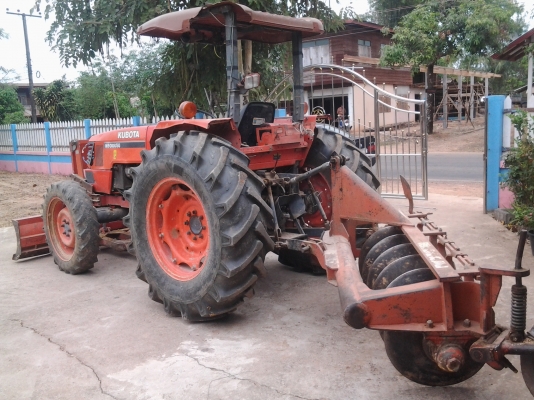 KUBOTA M5000 หาง6 ใบดัน เล่มพร้อม 3พันก่าชั่วโมง KUBOTA M5000 หาง6 ใบดัน เล่มพร้อม 3พันก่าชั่วโมง