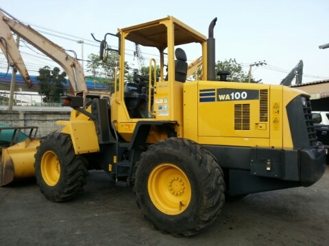 รถตักล้อยาง WA100-5