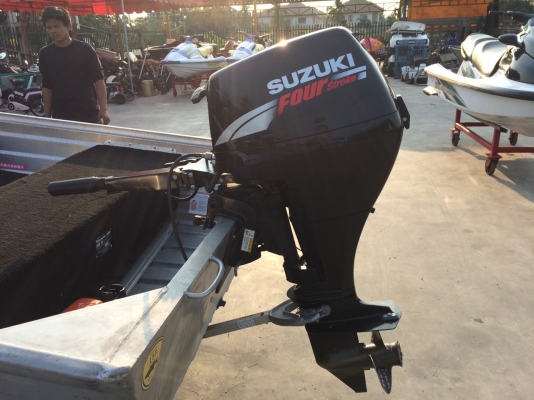 WWW.ByRin29.COM เรืออลูมิเนียม พร้อมเครื่องวางท้าย SUZUKI 4 Storke 9.9 แรง พร้อมมอเตอร์ไกด์ สภาพเดิมๆจากญี่ปุ่น นำเข้าจากประเทศญี่ปุ่น