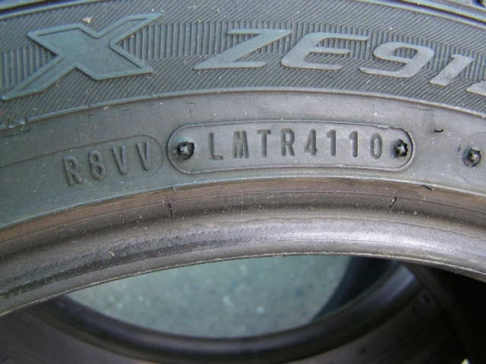 ขายยาง ขอบ 18" .. 4 เส้น ยี่ห้อ FALKEN (235/45ZR18 94W) ขายยาง ขอบ 18" .. 4 เส้น ยี่ห้อ FALKEN (235/45ZR18 94W)