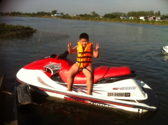 ขายเจ็ทสกีyamaha GP1200 สภาพสวย เครื่องดี แรงมากพร้อมเล่น ขายเจ็ทสกีyamaha GP1200 สภาพสวย เครื่องดี แรงมากพร้อมเล่น