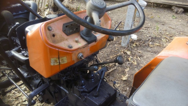 รถไถคูโบต้า L2200