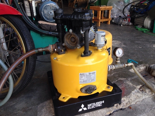 ขายปั้มน้ำอัตโนมัติ mitsubishi 100W สภาพสวยมาก วิ่งนิ่ม ตรวจเช็คแรงดันเรียบร้อยแล้ว ไม่มีรั่วซึม พร้อมใช้งาน