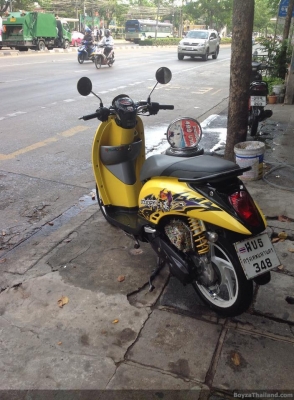 >> ขาย << Scoopy i รถเจ้าของใช้เอง เครื่องเงียบกริ๊ป ล้อแม็กแท้ๆ