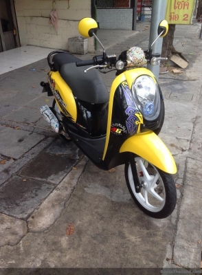 >> ขาย << Scoopy i รถเจ้าของใช้เอง เครื่องเงียบกริ๊ป ล้อแม็กแท้ๆ