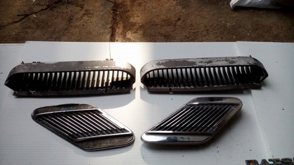 ช่องลมกระโปรง ฝาปิดเสาหลังถังน้ำมัน ke20