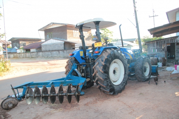 ขายรถไถ นิวฮอนแลนด์ 2เพลา รุ่นT5060 แรงม้า106แรง รถห้างเดิมๆใช้งานแค่2,xxx ชั่วโมงขาย1,025,000 บาท