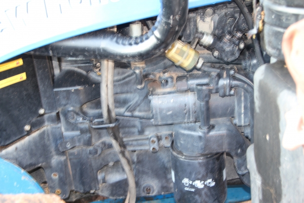 ขายรถไถ นิวฮอนแลนด์ 2เพลา รุ่นT5060 แรงม้า106แรง รถห้างเดิมๆใช้งานแค่2,xxx ชั่วโมงขาย1,025,000 บาท