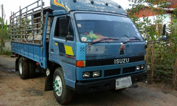 ***ขายแล้วครับขอบคุณ Truck2hand ขายNPR115 6ล้อกลาง ยอดนิยม ISUZU NPR-115 JAANPR59LL 4BD1-115HP กรองดำ เกียร์สั้น รถห้างแท้ ปี34 เครื่องเดิม เกียร์เดิม 4BD1-115แรง ฝาดำ เครื่องแน่นดี แรง ไม่เยิ้ม เกียร์สั้นแท้ เข้าง่ายไม่หลุด ช่วงล่างคานหน้าเดิม6น็อต เฟือง ***ขายแล้วครับขอบคุณ Truck2hand ขายNPR115 6ล้อกลาง ยอดนิยม ISUZU NPR-115 JAANPR59LL 4BD1-115HP กรองดำ เกียร์สั้น รถห้างแท้ ปี34 เครื่องเดิม เกียร์เดิม 4BD1-115แรง ฝาดำ เครื่องแน่นดี แรง ไม่เยิ้ม เกียร์สั้นแท้ เข้าง่ายไม่หลุด ช่วงล่างคานหน้าเดิม6น็อต เฟือง