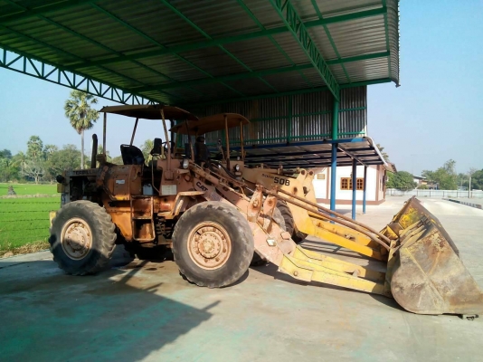 ขายเหมารถตัก CAT910/CTM50Bต่อแขนพร้อม  สภาพสวยพร้อมใช้ ติดต่อได้ที่คุณ อ๊อฟ พิจิตร 086-737-9991