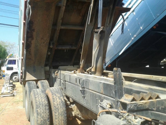 ขายดั้ม10ล้อ2เพลา ISUZU ROCKY นางฟ้า240 กระบะดั้มสามมิตร พ.เพาเวอร์ เบรกทิฟฟี่  ภายในสวย แอร์เย็น เครื่องดี คัชซีสวย มีระบบลำโพงลากลูก สภาพพร้อมใช้งาน เอกสารพร้อมโอน จัดไฟแนนซ์ได้ เงื่อนไขง่ายๆวันเดียวรับรถ สนใจโทร 090-8588220คุณนะ ID:narong498 หรือ www.t