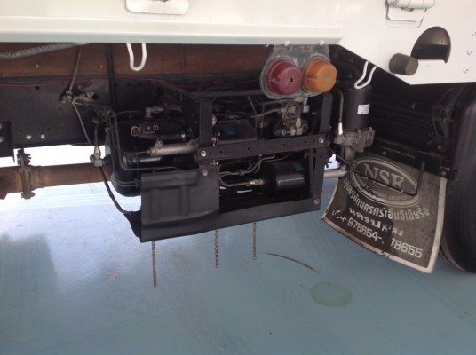 ขาย ISUZU 6ล้อ 210 ปี 55 คอกสวย ยาว5.50 M. ยอดจัด 7-8 แสน ตัดสดคุยได้  หยก086-2405885