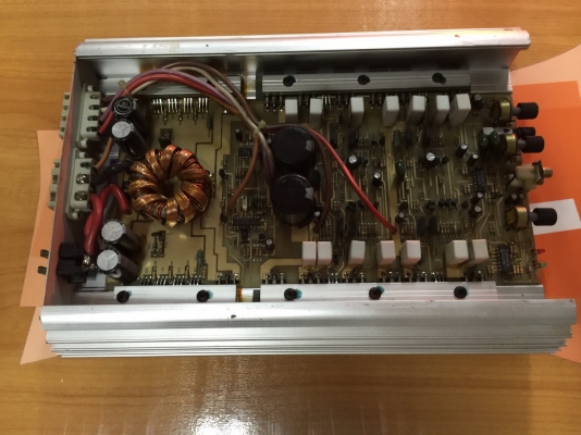 ขายแอมป์ L.A.STAR by USA รุ่น GS-300 PC GOLD ขายแอมป์ L.A.STAR by USA รุ่น GS-300 PC GOLD