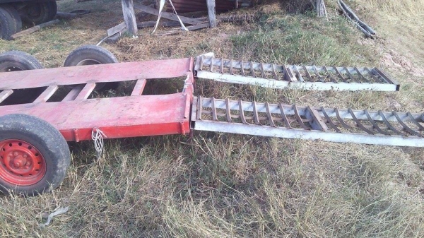 ขายเทลเลอร์ลากรถเกี่ยว32000