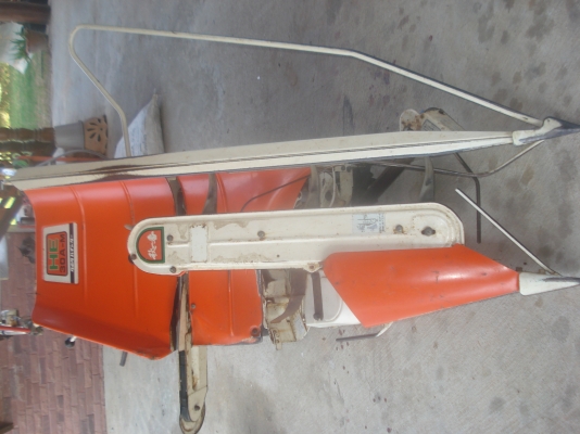 ขายรถเกี่ยวข้าวเดินตาม