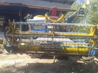 รถเกี่ยวข้าว พร้อมใช้งาน ราคาต่อรองได้ ลดได้ไม่อยาก