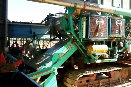 ขายรถเกี่ยวข้าวไทยเจริญแท้  ราคา1150000บาท