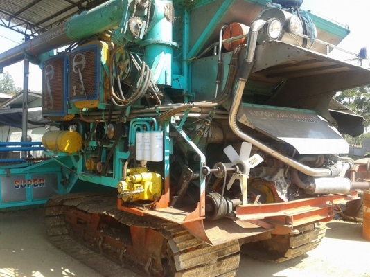 ขายรถเกี่ยวข้าวไทยเจริญแท้  ราคา1150000บาท