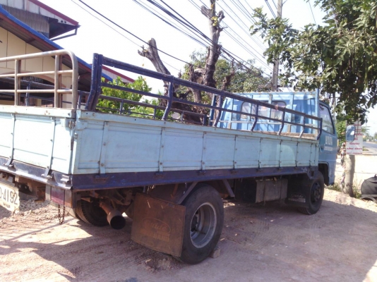 หกล้อ อีซูซุ NPR 110เกียร์ power ยาว5เมตร สภาพดีพร้อมใช้งาน ทะเบียนพร้อมโอน