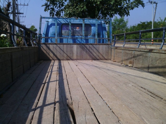 หกล้อ อีซูซุ NPR 110เกียร์ power ยาว5เมตร สภาพดีพร้อมใช้งาน ทะเบียนพร้อมโอน