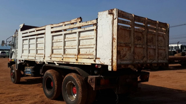 ขายดั้มMITSUBISHI FN527M-TF เครื่อง6D16 เทอร์โบ 220แรง พ.เพาเวอร์ เบรกทิฟฟี่ ภายในสวย แอร์เย็น เครื่องดี คัชซีสวย มีระบบลำโพงลากลูก สภาพพร้อมใช้งาน เอกสารพร้อมโอน จัดไฟแนนซ์ได้ เงื่อนไขง่ายๆวันเดียวรับรถ สนใจโทร 090-8588220คุณนะ ID:narong498 หรือ www.truc