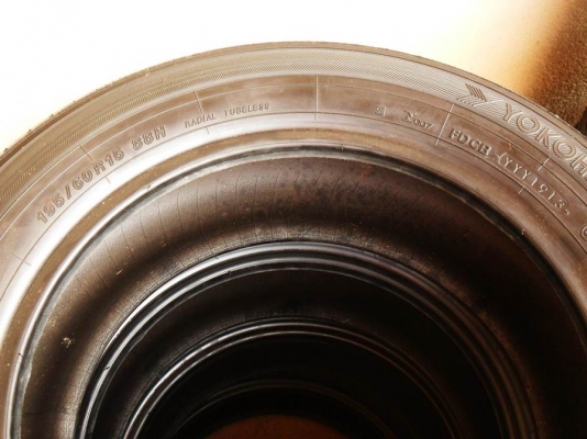 ยางโยโกฮาม่า195-60-R15กลางปี13ดอกหนามาก90\% ยางโยโกฮาม่า195-60-R15กลางปี13ดอกหนามาก90\%