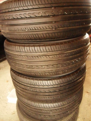 ยางโยโกฮาม่า195-60-R15กลางปี13ดอกหนามาก90\% ยางโยโกฮาม่า195-60-R15กลางปี13ดอกหนามาก90\%