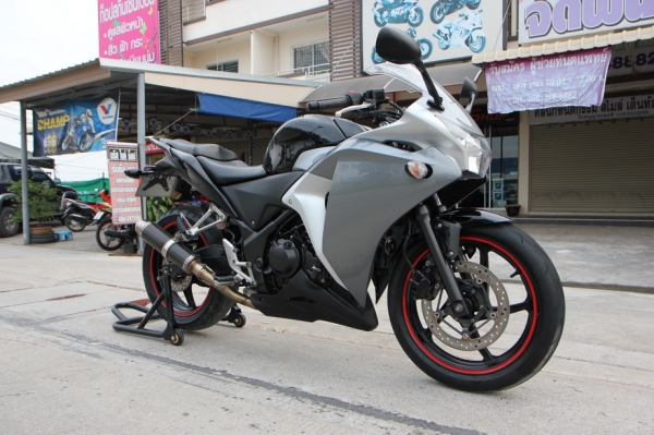 ขาย HONDA CBR250  รุ่นปี 2010 ทะเบียนพร้อมโอน
