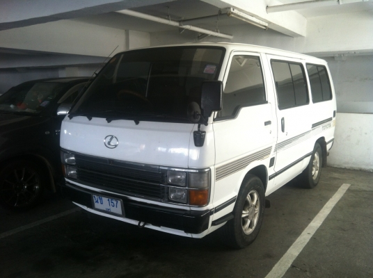 ขายรถตู้ TOYOTA สเป็คญี่ปุ่น รุ่นหายาก LH 50