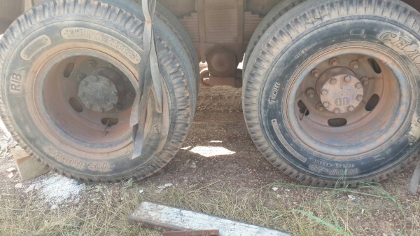 ขายรถโม่ปูน NISSAN UD โม่ตรง7คิว คัชซีCW430H เครื่อง230แรง ปี40 เครื่องดี คัชซีดี ระบบโม่ทำงานดี สภาพพร้อมใช้ เอกสารพร้อมโอน จัดไฟแนนซ์ได้ เงื่อนไขง่ายๆวันเดียวรับรถ สนใจโทร 090-8588220คุณนะ ID:narong498 หรือ www.truck.in.th/498 หรือfb:ณรงค์ ซื้อขายรถมือส