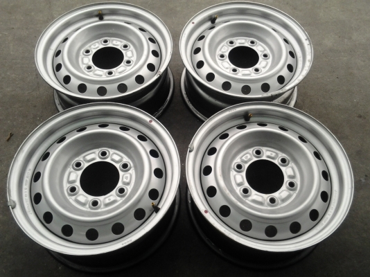 ขายกระทะล้อD-MAX  ป้ายแดง ขอบ 15" ไม่มีรอยสภาพสวยมาก