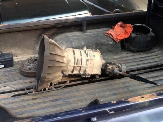 ขายเครือง2kD พร้อมเกียร์ยกลงวีโก้พร้อมเอกสารครบสายไฟครบ