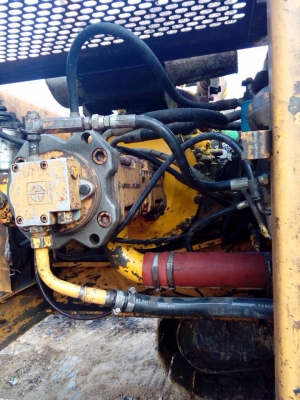 KOBELCO MARK II SK 200 บอดี้สวย เครื่องเดิมๆปั๊มเดิม K3V แรงดีแห้งดีสุดๆครับ ภายในเก๋งสะอาดไม่เลอะคอนโทรลง่ายคล่องตัวดี ภายนอกบูมอาร์มสวย ช่วงล่างเอวแน่น ตัวเดินใหญ่ โรลเลอร์โซ่บูทใบแทรกประมาณ 70\% เอกสารสัญญาซื้อขาย ราคาต่อรองได้ครับ KOBELCO MARK II SK 200 บอดี้สวย เครื่องเดิมๆปั๊มเดิม K3V แรงดีแห้งดีสุดๆครับ ภายในเก๋งสะอาดไม่เลอะคอนโทรลง่ายคล่องตัวดี ภายนอกบูมอาร์มสวย ช่วงล่างเอวแน่น ตัวเดินใหญ่ โรลเลอร์โซ่บูทใบแทรกประมาณ 70\% เอกสารสัญญาซื้อขาย ราคาต่อรองได้ครับ