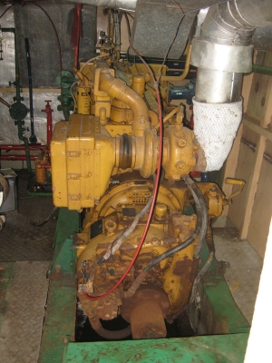 เรือเหล็ก มีทะเบียน,เอกสารครบ ตัวเรือ ยาว 17M กว้าง 4.5M ลึก 2.5M เครื่องยนต์ CAT 350HP 2 เครื่อง  พร้อมเครื่องปั่นไฟ Cummin 50KVA 1 เครื่อง